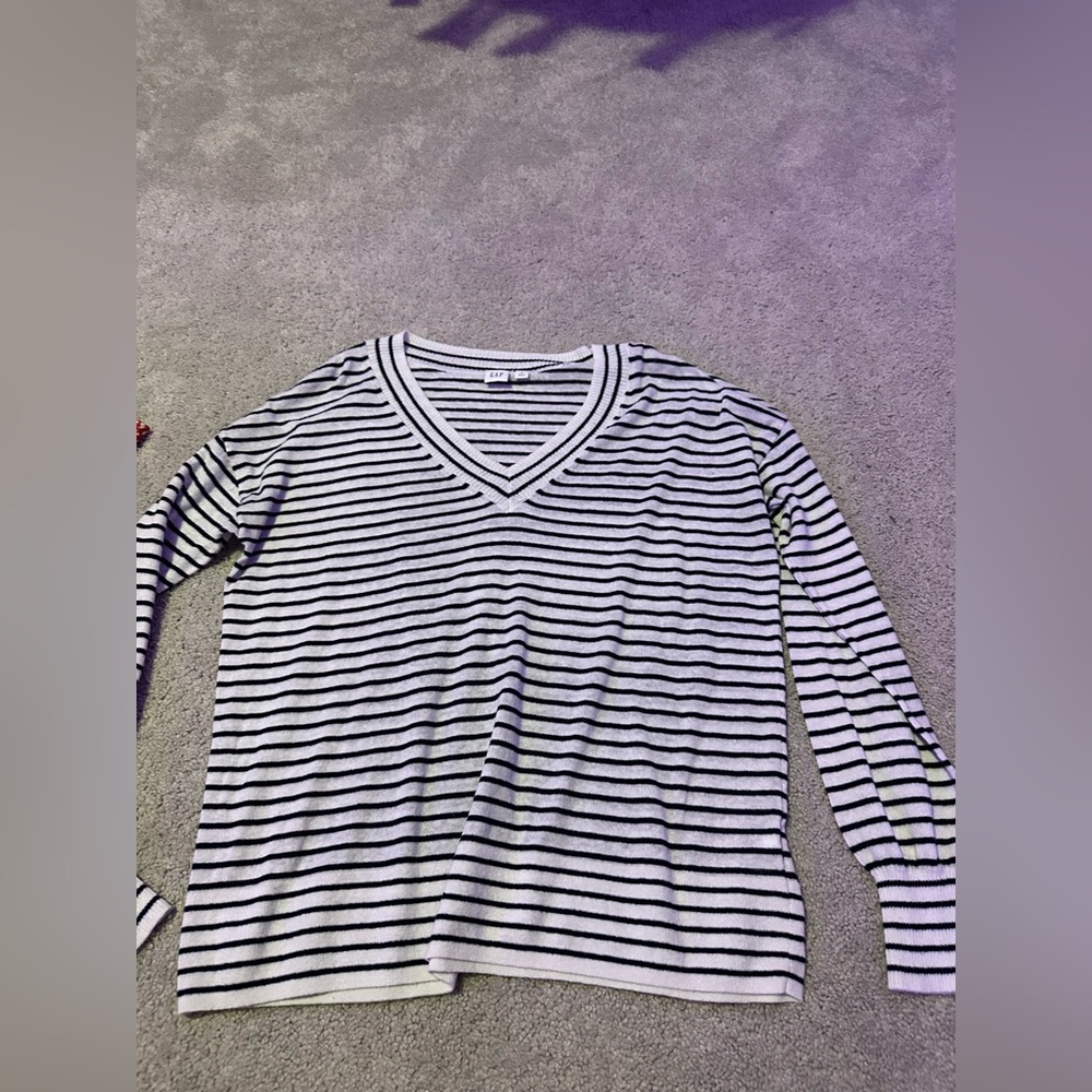 V neck shirt